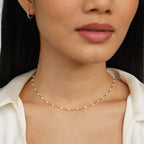 Sabina – Vergoldeter Choker mit kleinen Perlen